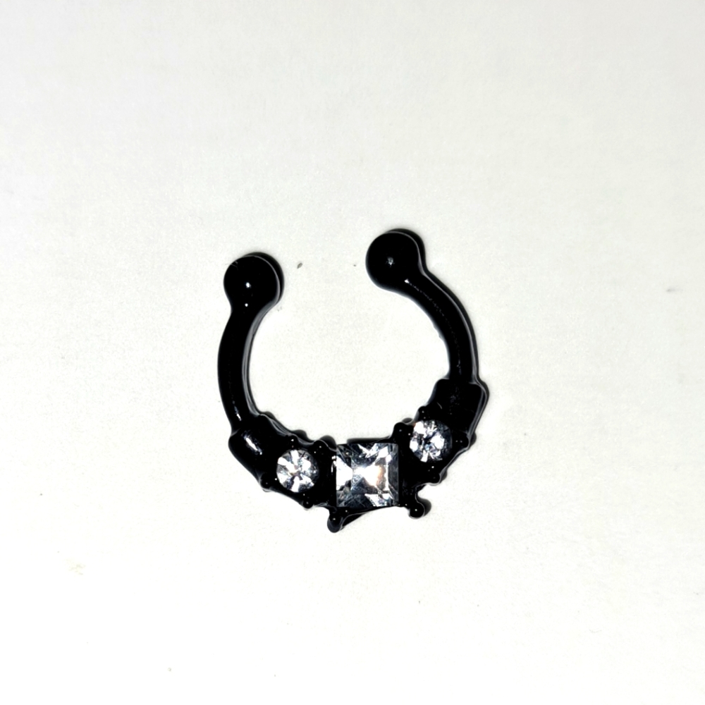 Fake Septum Nose ring - Picture 3 of 3
